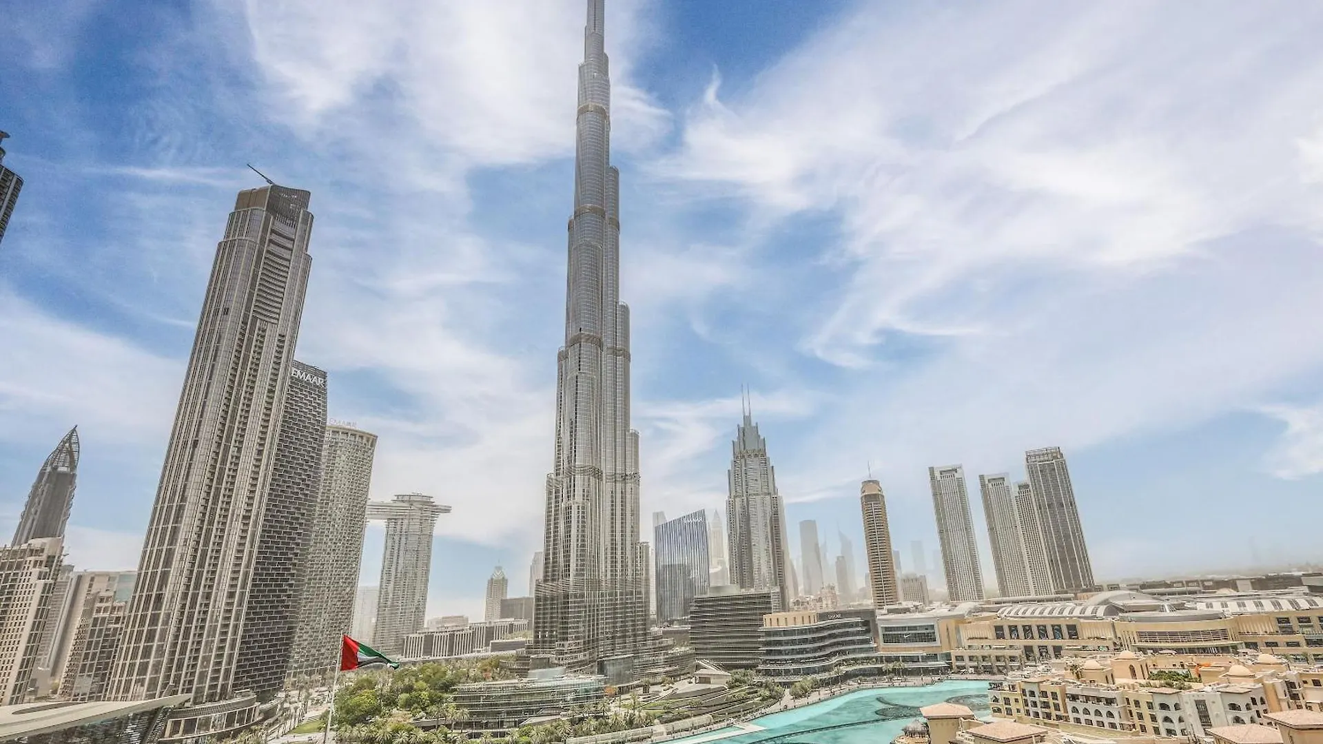 Elite Lux Holiday Homes - Breathtaking Burj Khalifa Views 2 Bhk In Downtown Dubai Apartment
