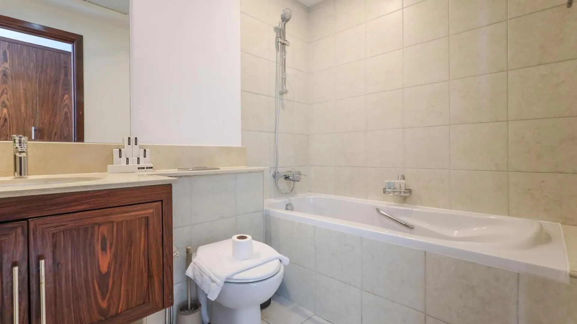 Elite Lux Holiday Homes - Breathtaking Burj Khalifa Views 2 Bhk In Downtown Dubaj Egyesült Arab Emírségek